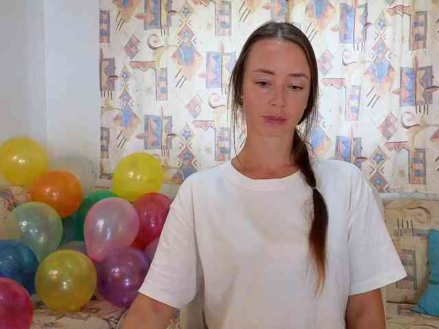 Miss_Milka webcam
