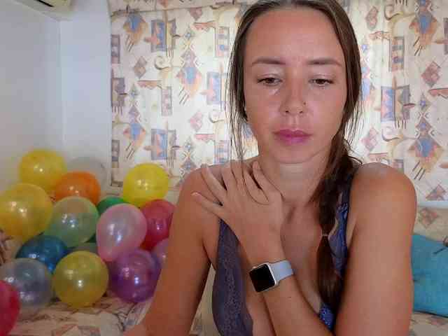 Miss_Milka webcam