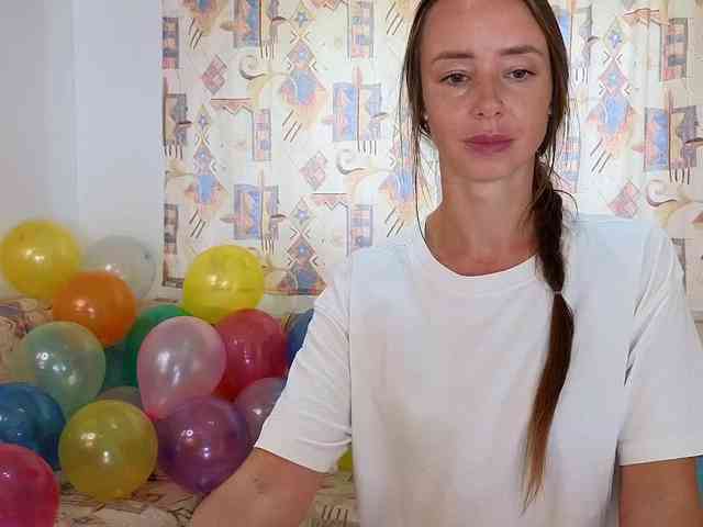 Miss_Milka webcam