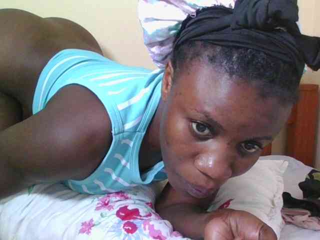 Babyrozzilah webcam