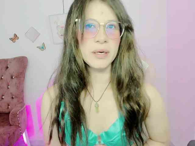 ZooeyBelair webcam
