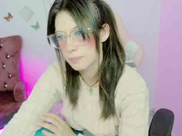 ZooeyBelair webcam