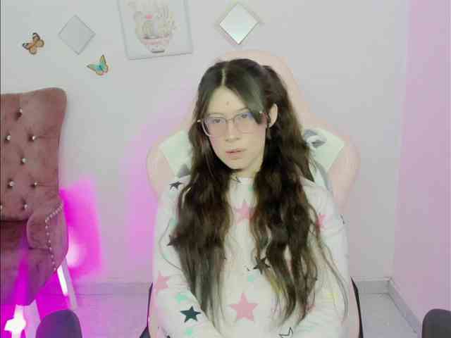 ZooeyBelair webcam