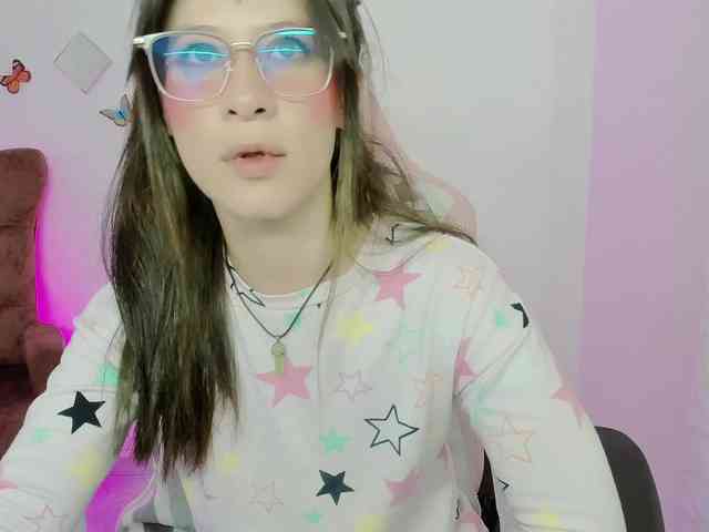 ZooeyBelair webcam