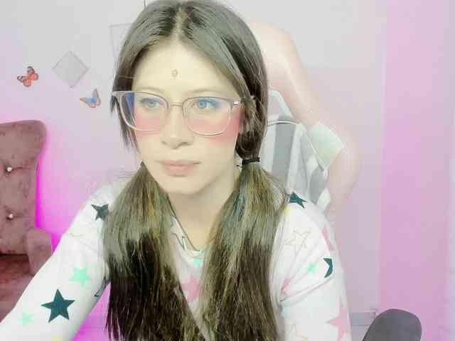 ZooeyBelair webcam