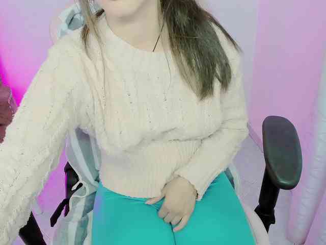 ZooeyBelair webcam