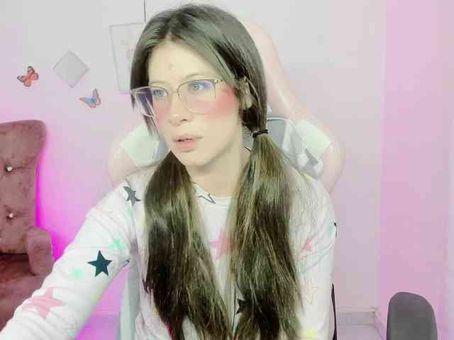 ZooeyBelair webcam