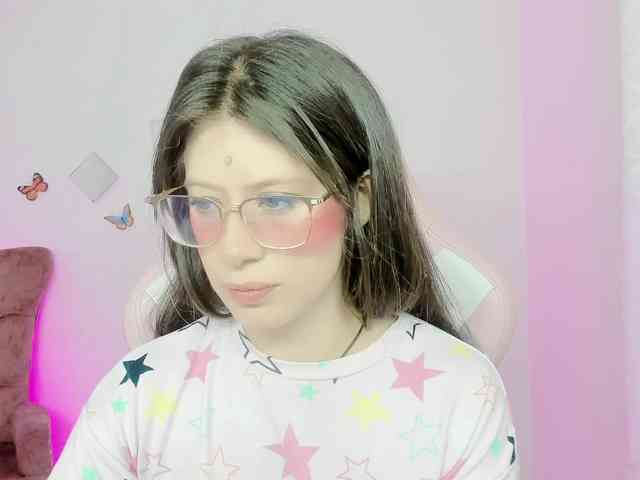ZooeyBelair webcam
