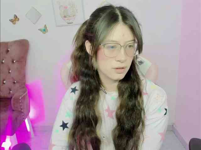 ZooeyBelair webcam