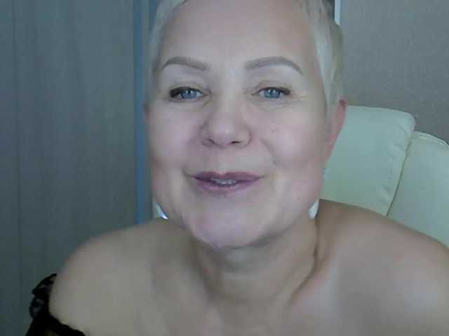 Vai a chattare su MadamMadam MadamMadam