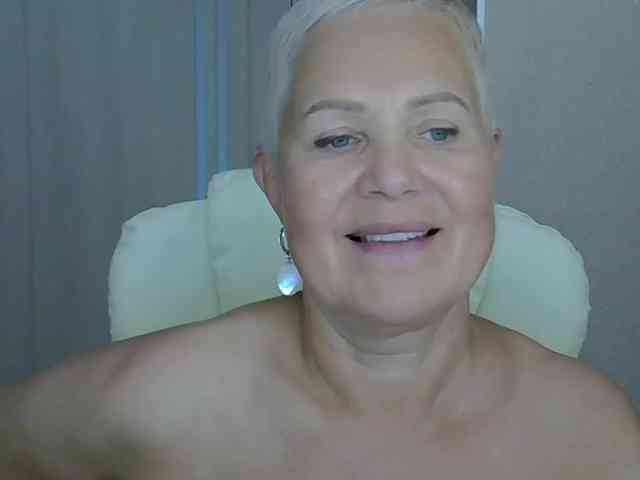 MadamMadam webcam