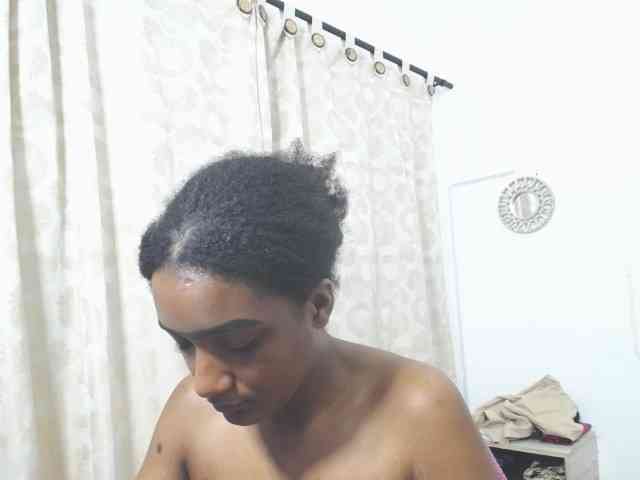 CattleyaHotGirl webcam