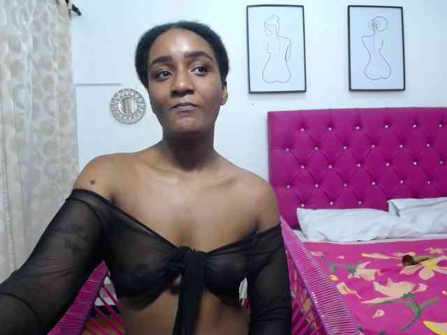 CattleyaHotGirl webcam