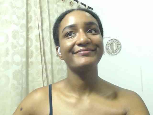 CattleyaHotGirl webcam