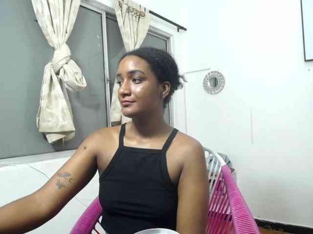 CattleyaHotGirl webcam