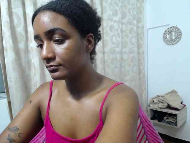 CattleyaHotGirl webcam