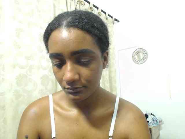 CattleyaHotGirl webcam