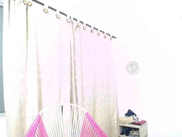 CattleyaHotGirl webcam