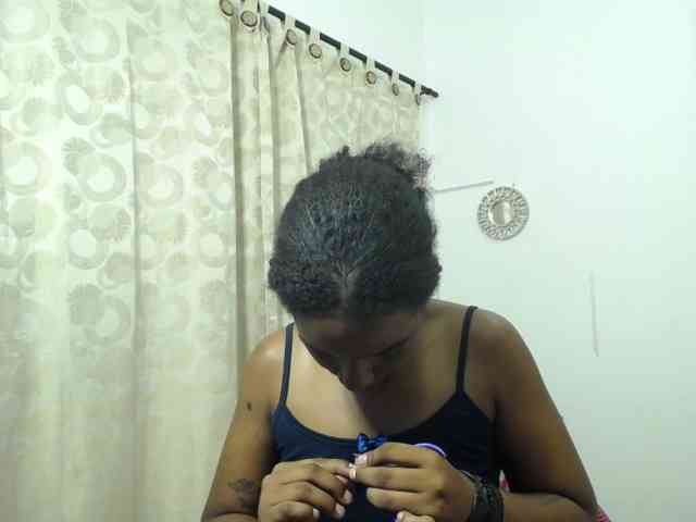 CattleyaHotGirl webcam