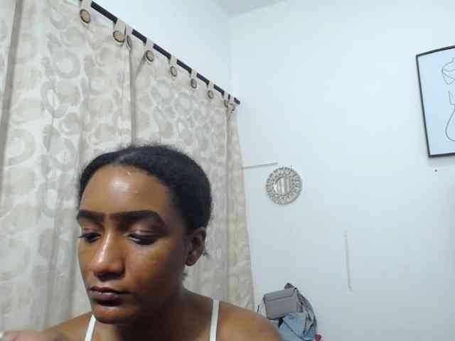 CattleyaHotGirl webcam