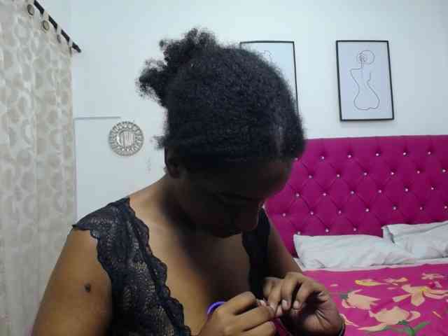 CattleyaHotGirl webcam