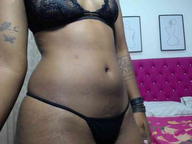 CattleyaHotGirl webcam