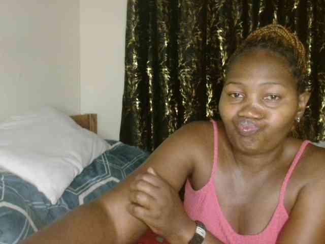 Sexxy-pretty24 webcam