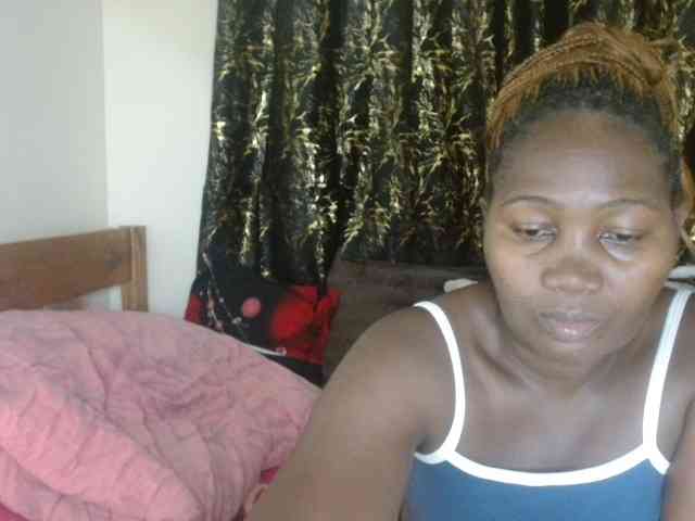 Sexxy-pretty24 webcam