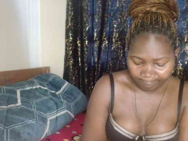 Sexxy-pretty24 webcam