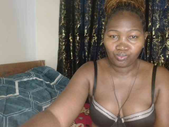Sexxy-pretty24 webcam