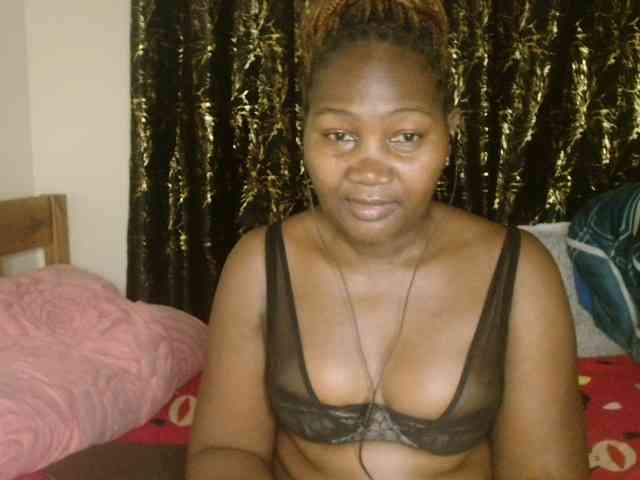 Sexxy-pretty24 webcam