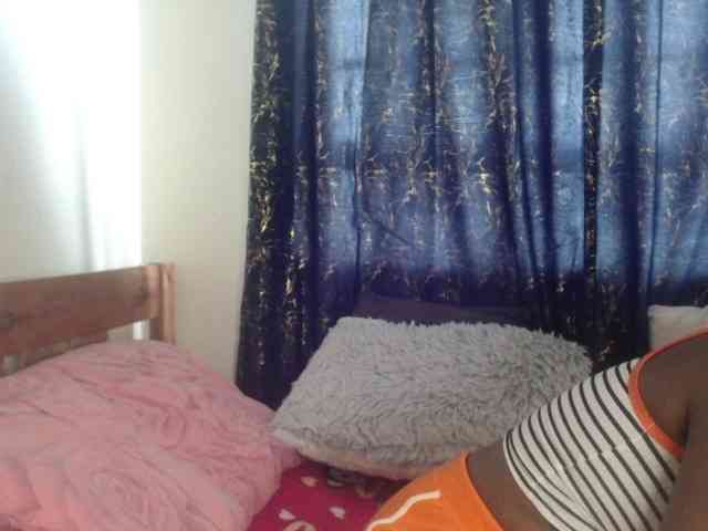 Sexxy-pretty24 webcam