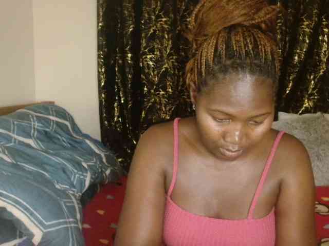 Sexxy-pretty24 webcam