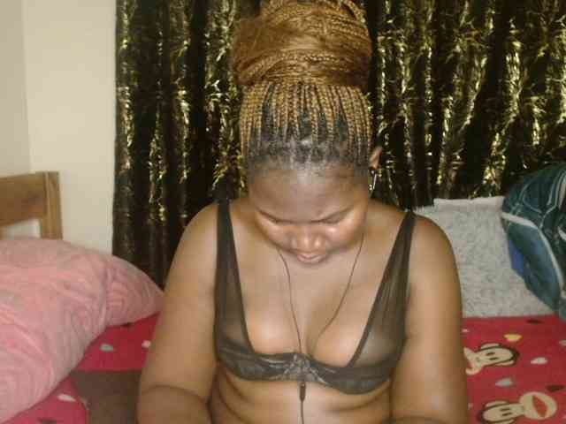 Sexxy-pretty24 webcam