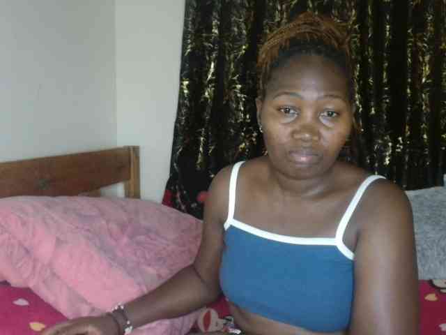 Sexxy-pretty24 webcam