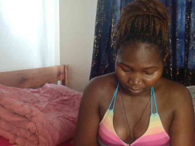 Sexxy-pretty24 webcam