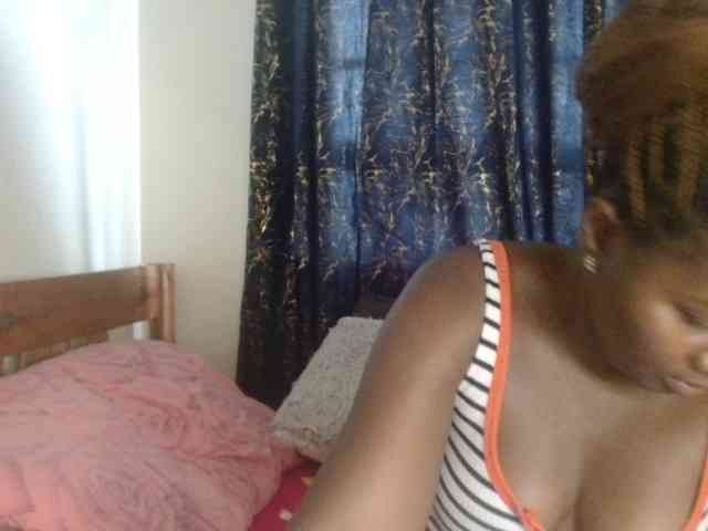 Sexxy-pretty24 webcam