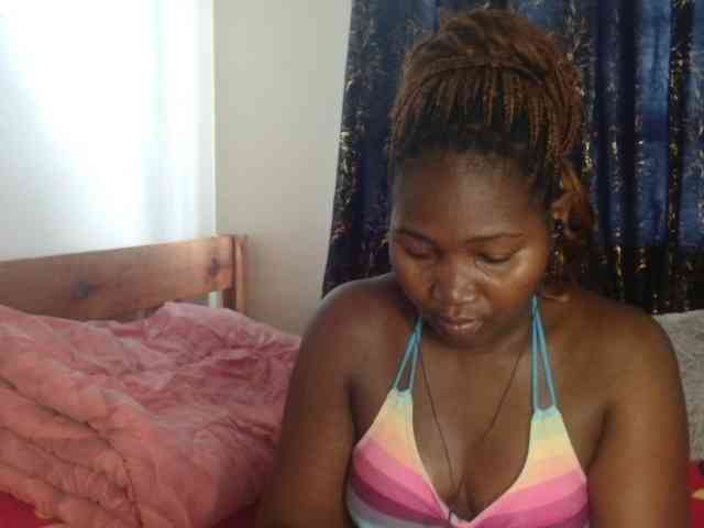 Sexxy-pretty24 webcam