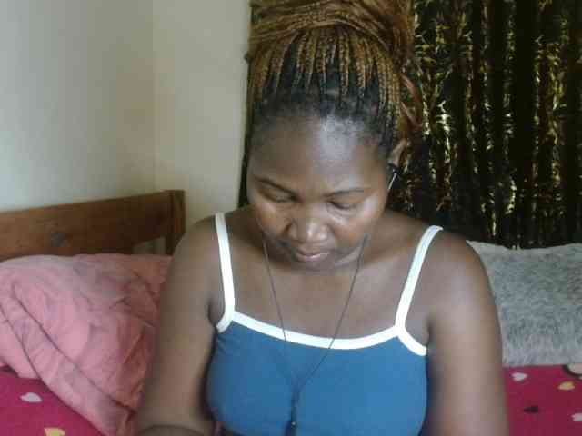 Sexxy-pretty24 webcam