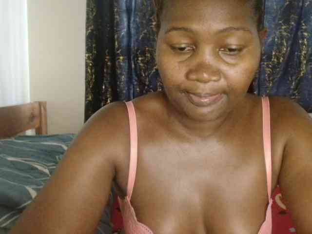 Sexxy-pretty24 webcam