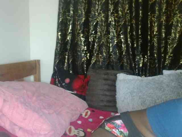 Sexxy-pretty24 webcam