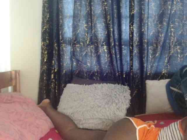 Sexxy-pretty24 webcam