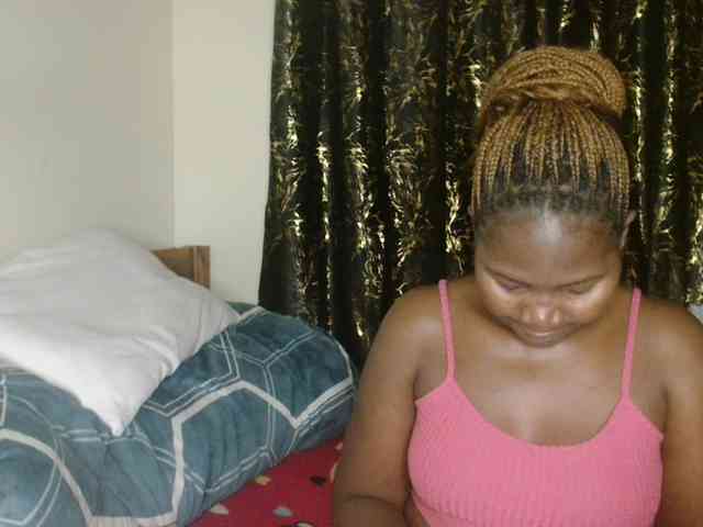 Sexxy-pretty24 webcam