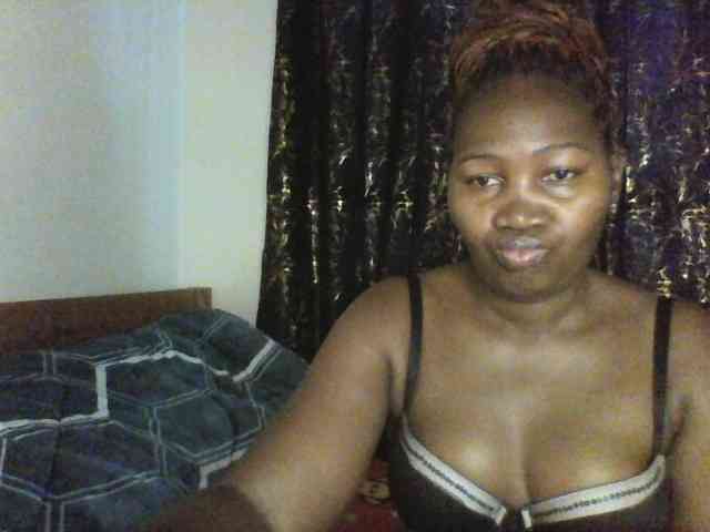 Sexxy-pretty24 webcam