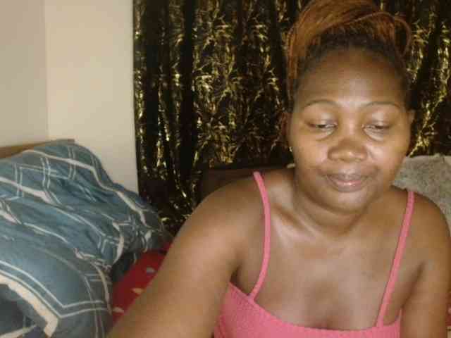 Sexxy-pretty24 webcam