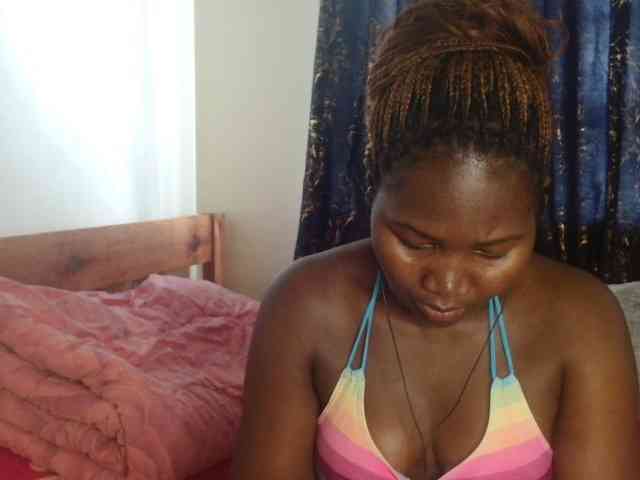 Sexxy-pretty24 webcam