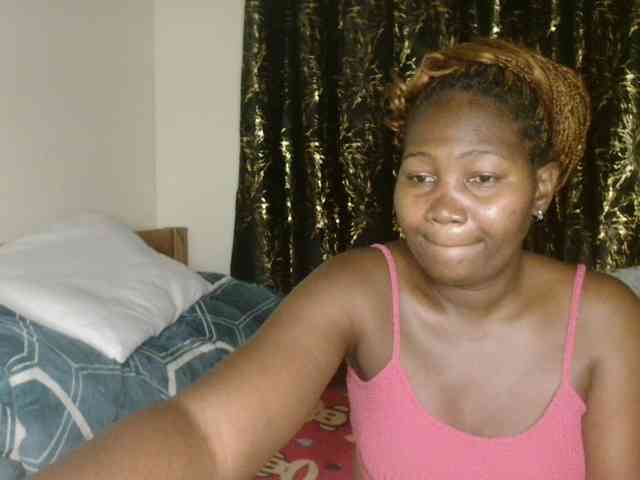 Sexxy-pretty24 webcam