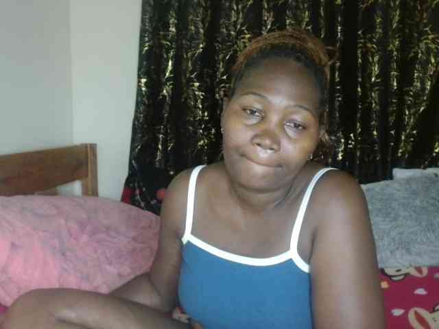 Sexxy-pretty24 webcam