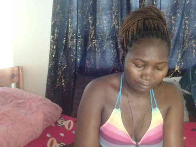 Sexxy-pretty24 webcam