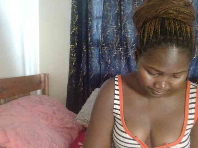 Sexxy-pretty24 webcam